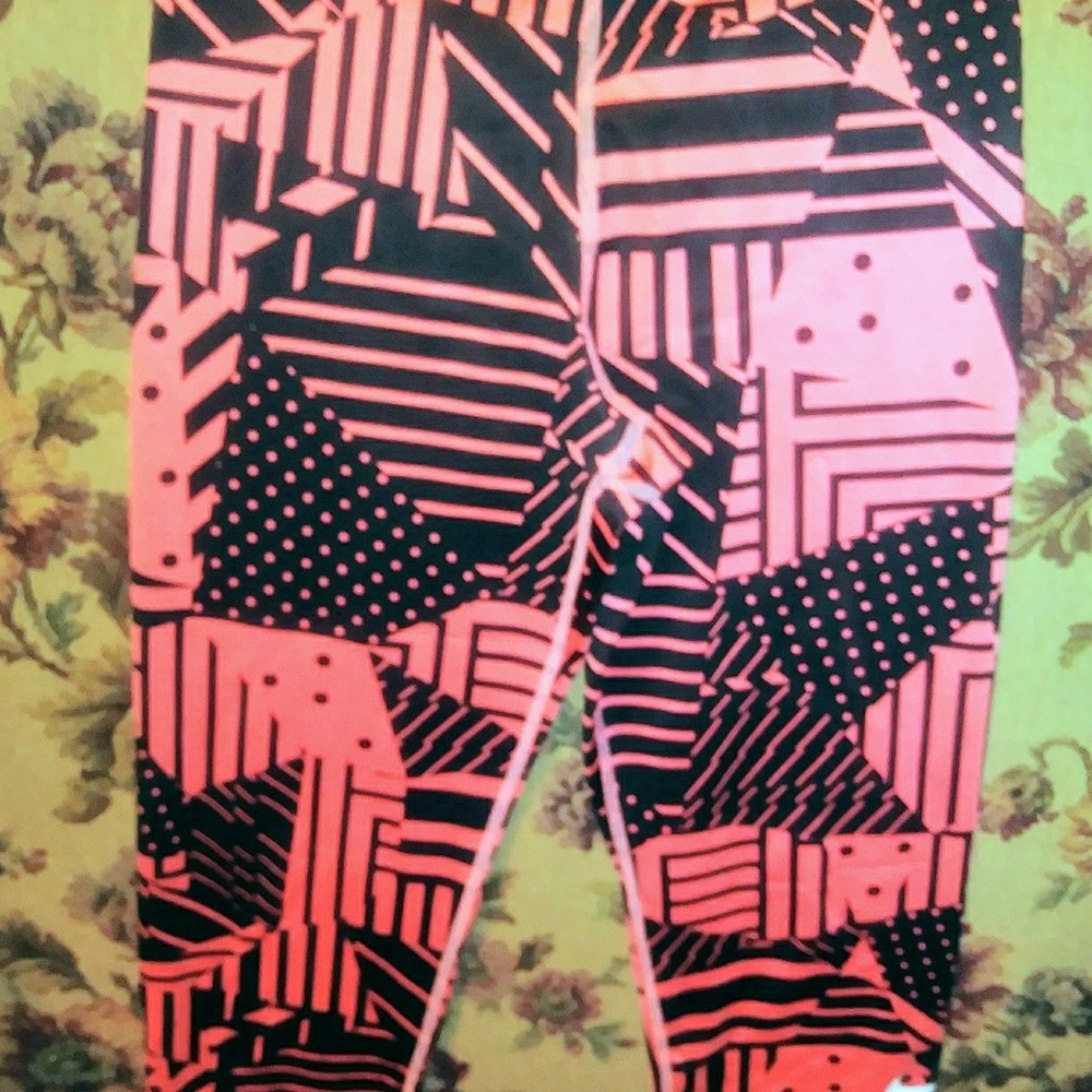 Nike Pro crop print spandex